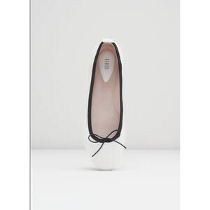 Bloch Womens Nashira Ballet Flats in White/Black Leather EU 38/US 7.5 New In Box
